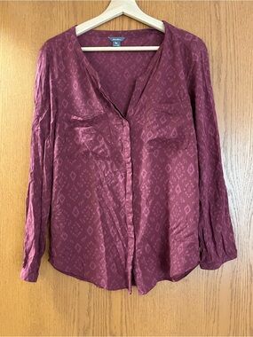Eddie Bauer Blouse 100% rayon Size Medium
